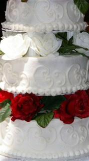 Cake with roses